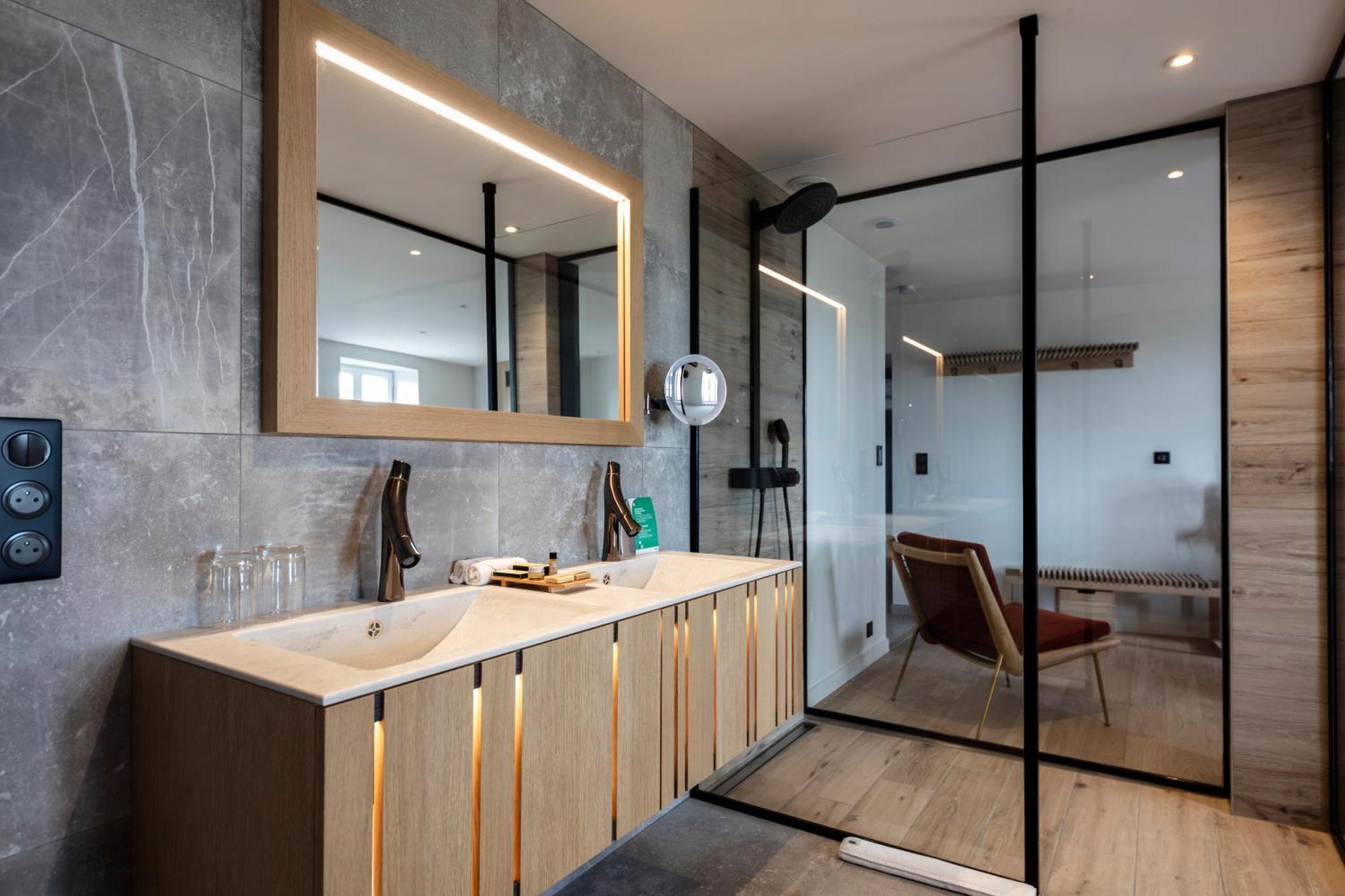 Hôtel Origines par Adrien Descouls Le Broc  Quarto foto